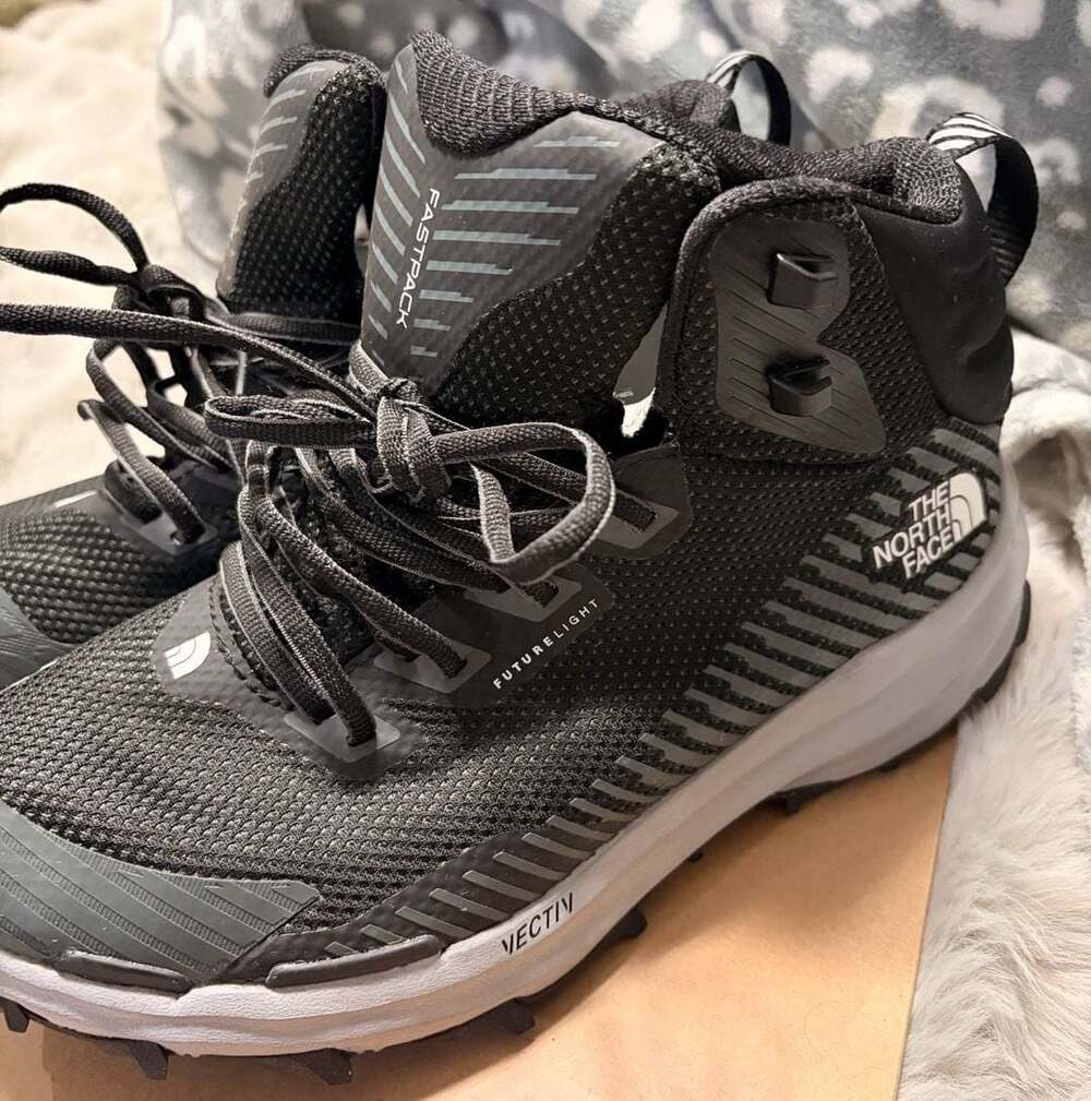 The North Face Vectiv Fastpack Mid Futurelight Size 8 Black Hiking Boots